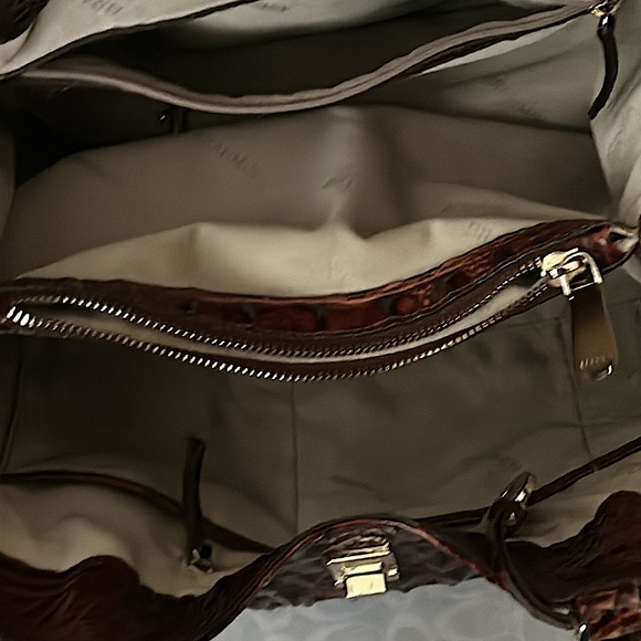 Brahmin Luxurious Brown Crocodile Skin Imprint Leather Elisa Handbag Purse 🌺🌺 - Picture 11 of 15